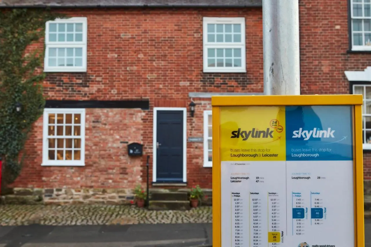 The Hidden Gem - Self Check-In, Self-Catering Apartment For East Midlands Airport Kegworth